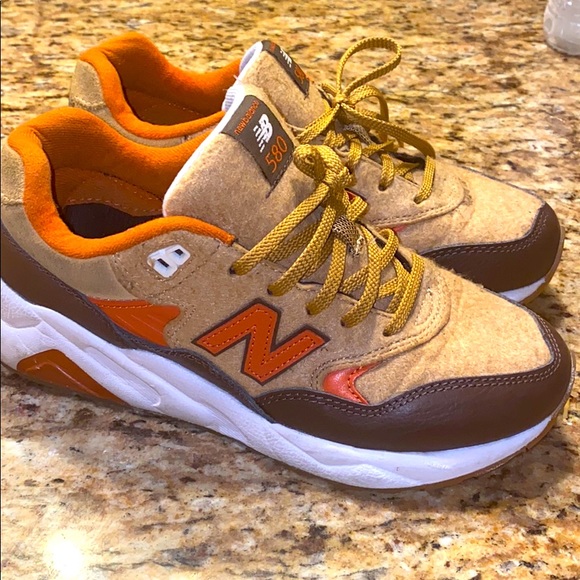 new balance 580 kids Orange